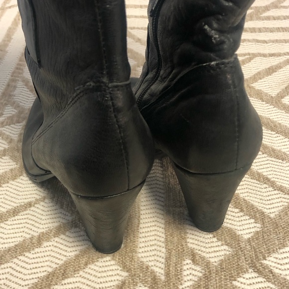 BORN Tall Pull-on Black Leather Boots - Picture 4 of 16